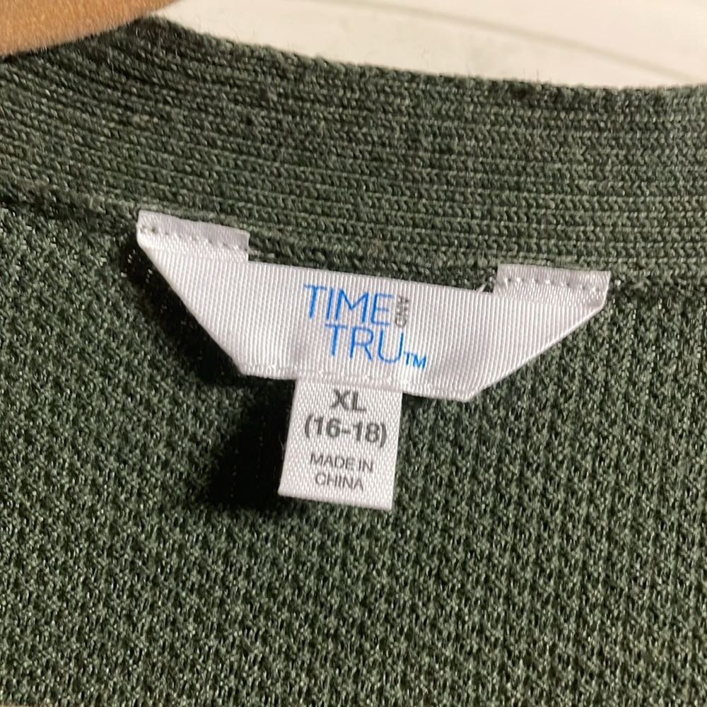 Women’s time and tru lightweight, XL green cardigan tunic sweater - Picture 3 of 4
